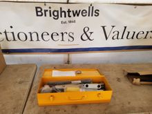 Image of 30T Hydraulic Bearing Puller