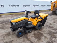 Image of Stiga Estate 584e Ride on Mower