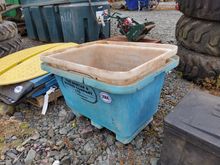 Image of 2x White Plastic Tubs