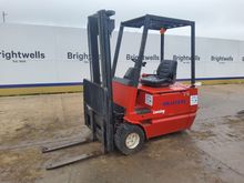 Image of Linde E 18 Z Electric Forklift