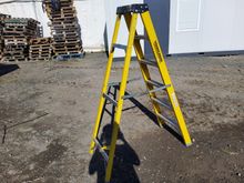 Image of Heavy Duty 5 Tread Step Ladder