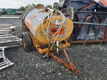 Image of 250 Gallon Water Bowser