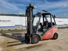 Image of Linde H20T Gas Forklift