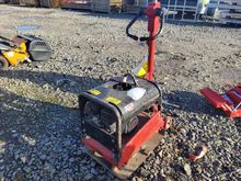 Image of Fairport FPR50/30 Forward & Reverse Petrol Plate Compactor