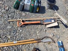 Image of 3x Shovels + Screeding rake