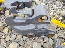 Image of Hitch 35mm Pins, 110mm Ears, 150mm Centres