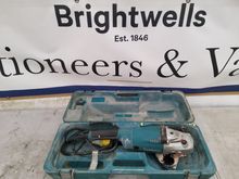 Image of Makita GA9020 Angle Grinder 110V