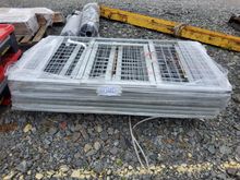 Image of 8x Sheep Mesh Lambing Hurdles & 1x Side Mesh