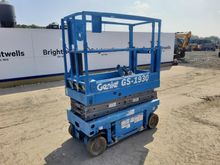 Image of Genie GS-1930 Scissor Lift