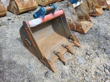 Image of 2" Bucket 35mm Pins 140mm Ears 180mm Centres