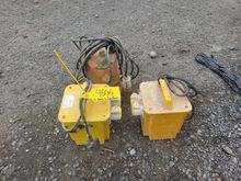 Image of 2x Transformer, 1x Submersible Pump