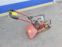 Image of Belle Pcx 13/40 Plate Compactor 400Mm Petrol 83.5Kg