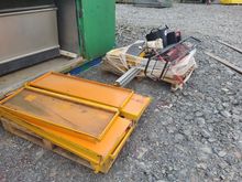 Image of 2x Pallets of Shelving