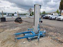 Image of Genie SLA-25 Material Lift