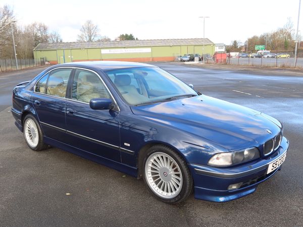1998 BMW 523i SE (E39)