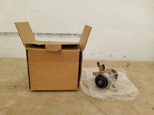 Image of Land Rover LR089625 Water Pump