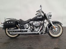 Image of 2005 Harley-Davidson FLSTNI Softail Deluxe