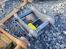 Image of Head Stock - 65mm Pins| 310mm Ears | 410mm Centres