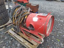 Image of Hodge Clemco Abrasive/Sand Blasting Machine