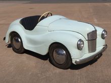 Image of 1968 Austin J40 Pedal Car