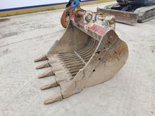 Image of 14T Riddle Bucket