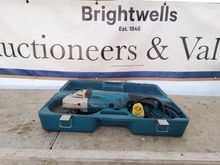 Image of Makita GA9020 Angle Grinder