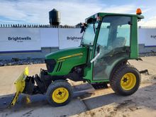 Image of John Deere 2025R HST Compact Tractor