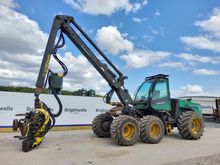Image of John Deere 1270B Timber Jack Harvester
