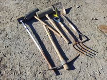 Image of 2x Pavers Mallets, 1x Pickaxe/Mattock,