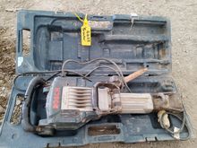 Image of Bosch GSH16 Breaker 110V