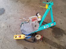 Image of Imer Tr225 Scaffold Hoist 180Deg 200Kg Swl C/W Frame