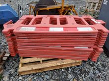 Image of 16x Pedestrian Barriers