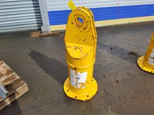 Image of Mod110 End Unit 1M C/W 3Xm20X65 Bolt&Nut 6Xflat Washer