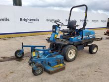 Image of New Holland CM274 Ride On Mower