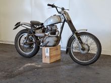 Image of 1984 Royal Enfield Crusader