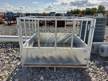 Image of 6' x 6' Galvanised Square Feeder