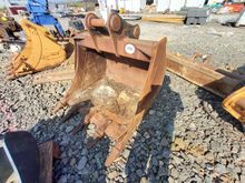 Image of Digging Bucket 4ft Wide, 65mm Pins, 260mm Ears & 385mm Centres