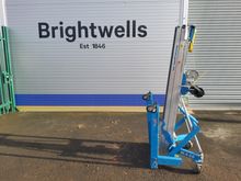 Image of Genie SLA-10 Material Lift