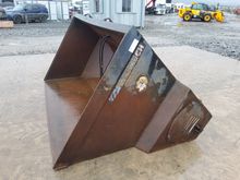 Image of Strimech Root Cleaner Feeder Bucket