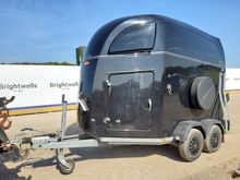 Image of Brockman Comfort HB Twin Axle Horse Box