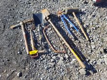 Image of 1x Shovel Holer,1x Pavers Mallet, 1x Pickaxe/Mattock,