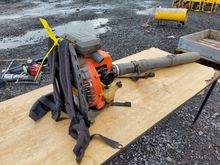 Image of Husqvarna 570BTS Backpack Leaf Blower
