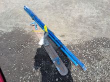 Image of Roseburrough 4 Foot Concrete Float With Extension Poles