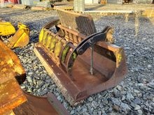 Image of Bucket Grab