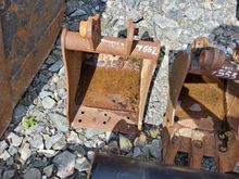 Image of 13" Bucket 30mm Pins 125mm Centres