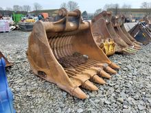 Image of Keen 6ft Riddle Bucket  Pins 100mm Centres 590mm Ears 420mm