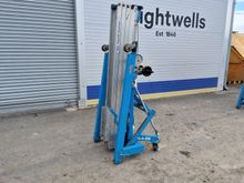 Image of Genie SLA20 Material Lift