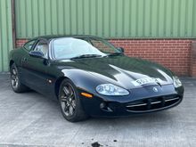 Image of 1998 Jaguar XK8