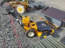 Image of Club Cadet Mower XM3 KR84es Enduro Series