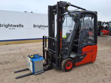 Image of Linde E16C-02 Electric Forklift